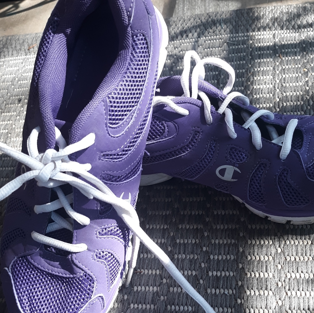 Purple Sneakers Champion size 8